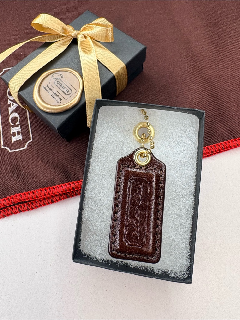 🍫 Y2K 2” Coach Chocolate Brown Glazed Leather Vintage Leather Hang Tag Bag Charm - Picture 6 of 15